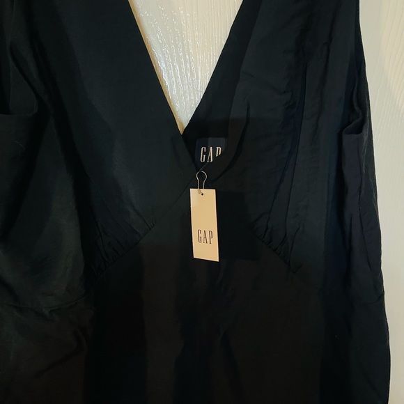 Gap Vneck Dress - Picture 6 of 6